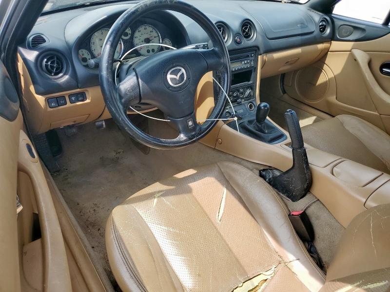 JM1NB353110214985 - 2001 MAZDA MX-5 MIATA BASE SILVER photo 8