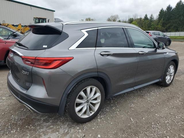 3PCAJ5M38KF105831 - 2019 INFINITI QX50 ESSENTIAL GRAY photo 3