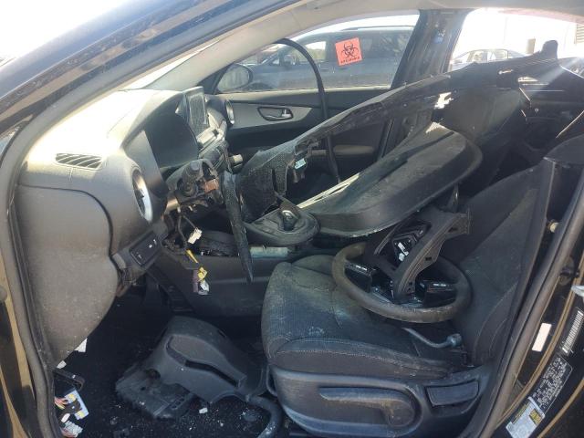 3KPF24AD2KE061180 - 2019 KIA FORTE FE შავი ფოტო 7