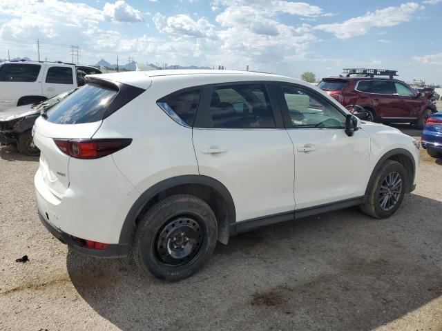 JM3KFACM1K0695594 - 2019 MAZDA CX-5 TOURING أبيض صورة 3