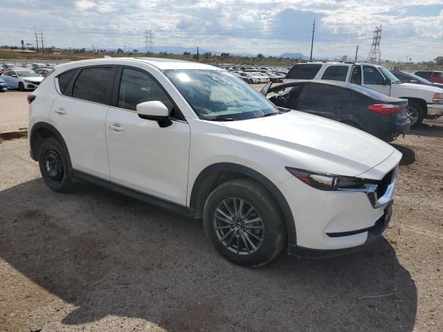 JM3KFACM1K0695594 - 2019 MAZDA CX-5 TOURING أبيض صورة 4