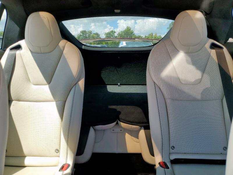 7SAXCBE63PF423345 - 2023 TESLA MODEL X 勃艮第红 照片 10