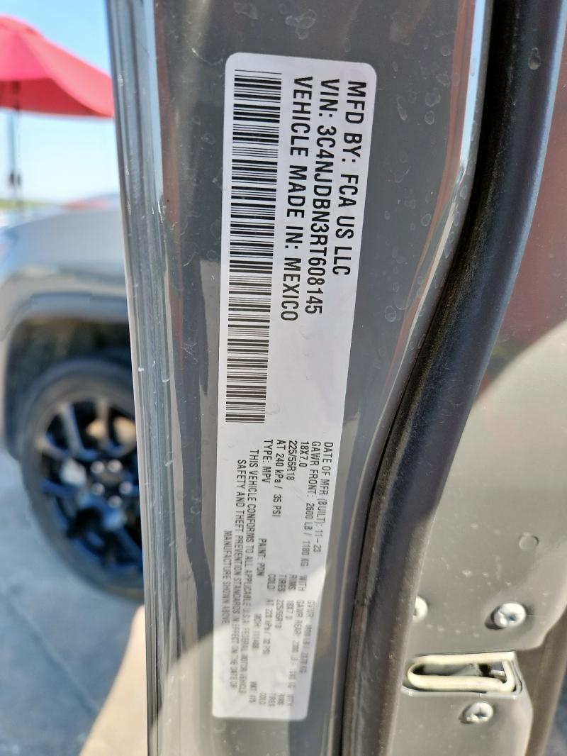 3C4NJDBN3RT608145 - 2024 JEEP COMPASS LATITUDE ნაცრისფერი ფოტო 14