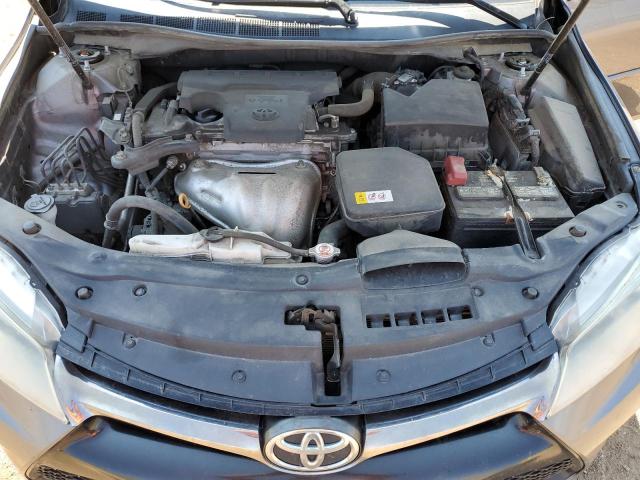 4T1BF1FK2HU328381 - 2017 TOYOTA CAMRY LE GRAY photo 11