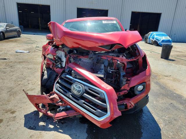 5TFAZ5CN9JX058731 - 2018 TOYOTA TACOMA DOUBLE CAB RED photo 5