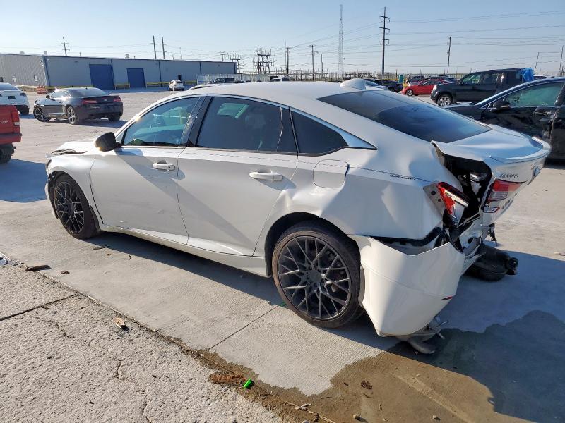 1HGCV2F30KA036264 - 2019 HONDA ACCORD SPORT WHITE photo 2