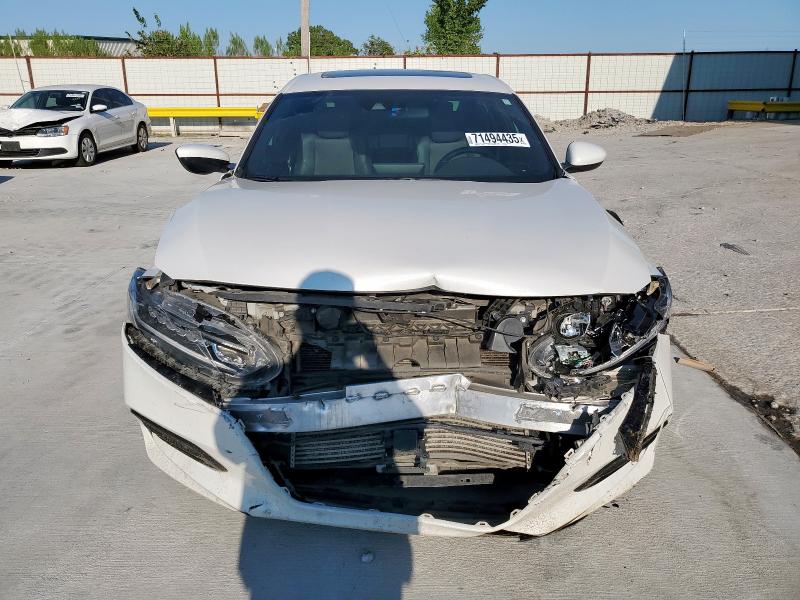 1HGCV2F30KA036264 - 2019 HONDA ACCORD SPORT WHITE photo 5