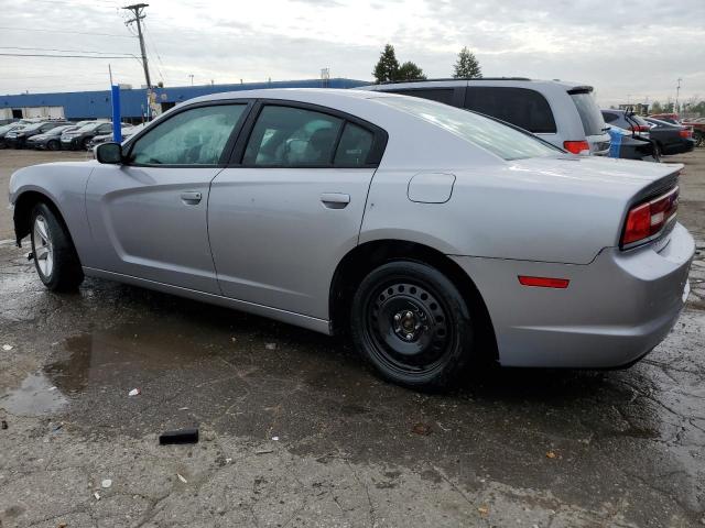 2B3CL3CG1BH583404 - 2011 DODGE CHARGER SILVER photo 2