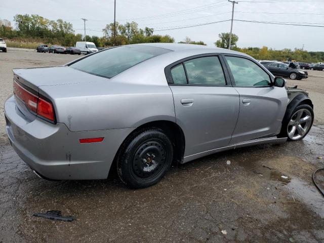 2B3CL3CG1BH583404 - 2011 DODGE CHARGER SILVER photo 3