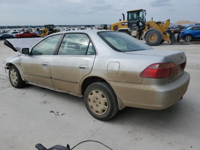 1HGCG554XXA165061 - 1999 HONDA ACCORD LX SILVER photo 2