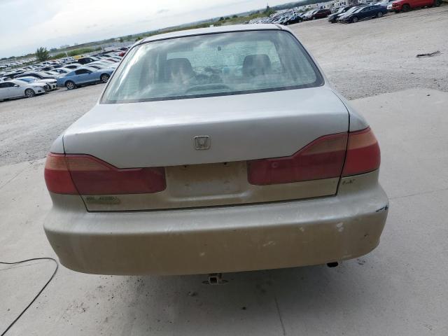 1HGCG554XXA165061 - 1999 HONDA ACCORD LX SILVER photo 6