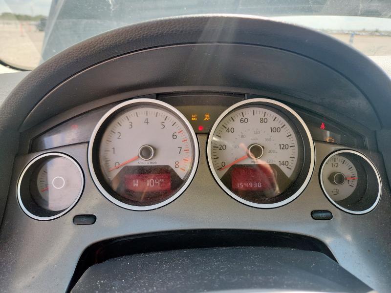 2V4RW3D18AR395441 - 2010 VOLKSWAGEN ROUTAN SE BROWN photo 9