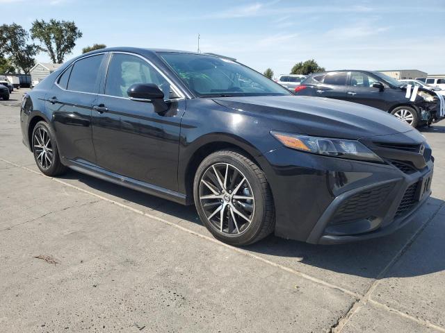 4T1G11AK5PU731653 - 2023 TOYOTA CAMRY SE NIGHT SHADE BLACK photo 4
