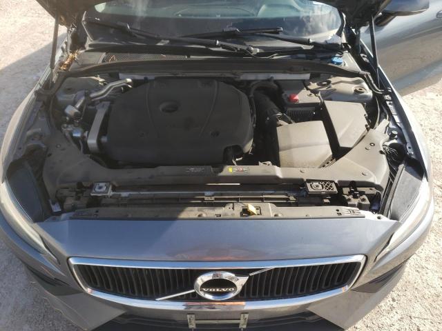 7JRA22TK0KG013673 - 2019 VOLVO S60 T6 MOMENTUM GRAY photo 11