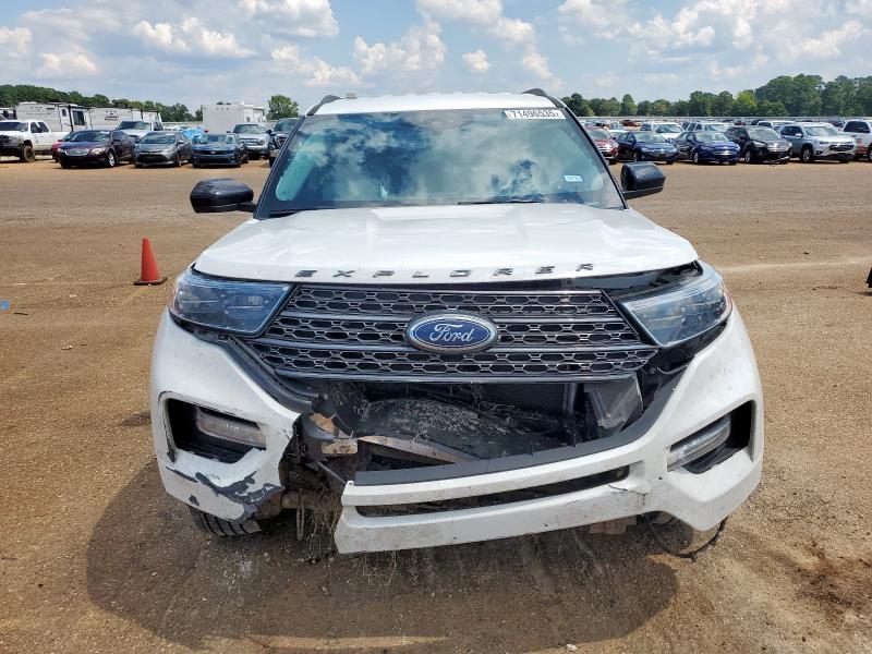 1FMSK8DH8PGB78432 - 2023 FORD EXPLORER XLT WHITE photo 5