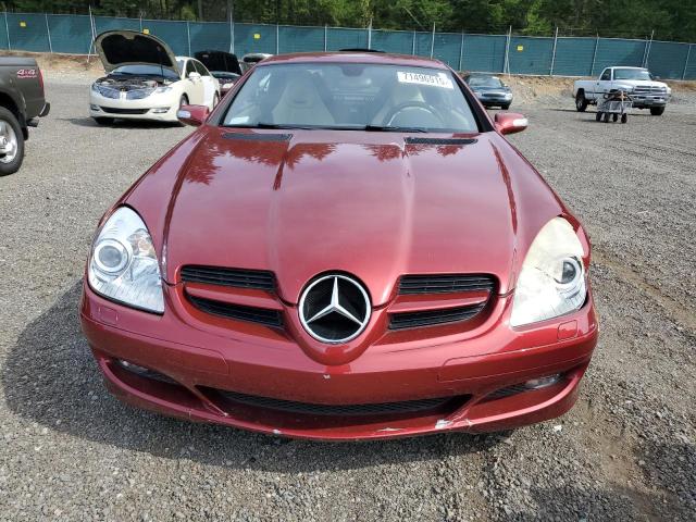 WDBWK56F65F043631 - 2005 MERCEDES-BENZ SLK 350 MAROON photo 5