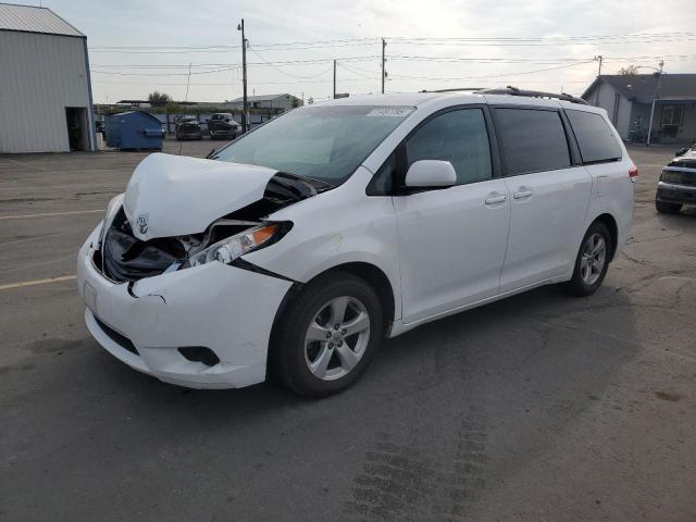 2011 TOYOTA SIENNA LE, 