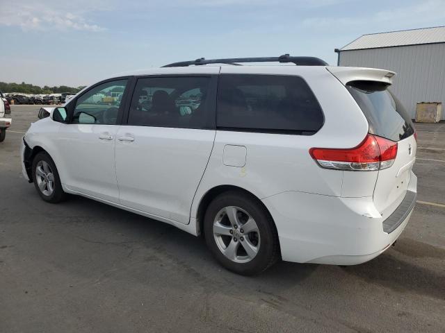 5TDKK3DC2BS041691 - 2011 TOYOTA SIENNA LE 白色 照片 2