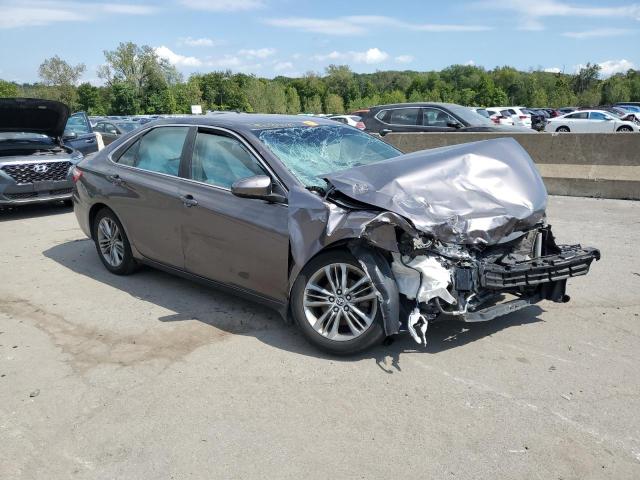 4T1BF1FK0FU037679 - 2015 TOYOTA CAMRY LE GRAY photo 4