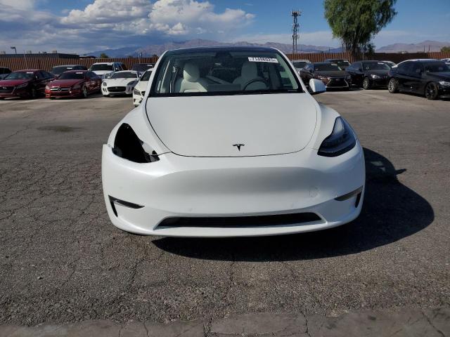 5YJYGDEE8MF276749 - 2021 TESLA MODEL Y Weiß Foto 5