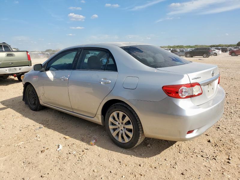5YFBU4EE0DP107196 - 2013 TOYOTA COROLLA BASE ვერცხლისფერი ფოტო 2
