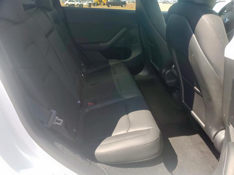 7SAYGDED2SA379489 - 2025 TESLA MODEL Y WHITE photo 10