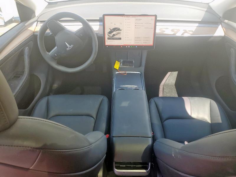 7SAYGDED2SA379489 - 2025 TESLA MODEL Y WHITE photo 8