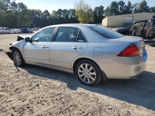 1HGCM66526A016695 - 2006 HONDA ACCORD EX SILVER photo 2