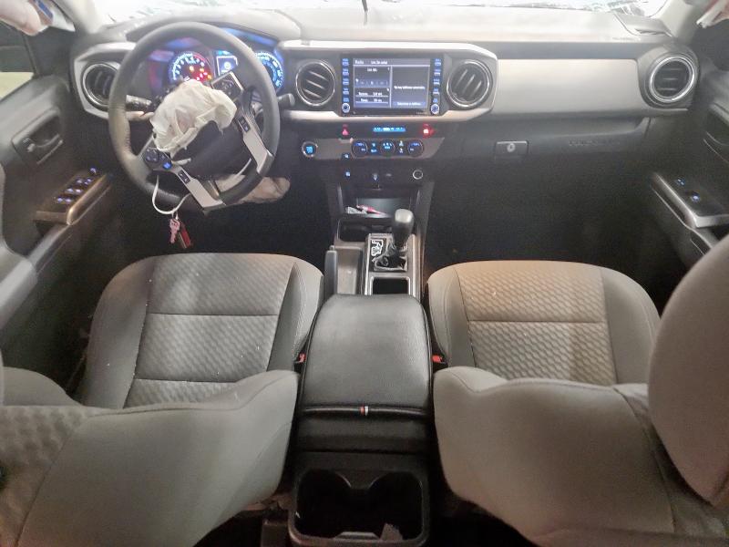 3TYBZ5DN9PT002553 - 2023 TOYOTA TACOMA DOUBLE CAB 银色 照片 8