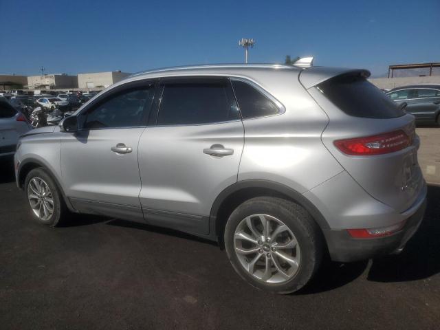 5LMCJ2C93JUL30928 - 2018 LINCOLN MKC SELECT فضي صورة 2