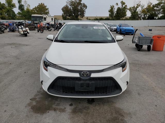 JTDEPMAE8MJ174773 - 2021 TOYOTA COROLLA LE 白色 照片 5