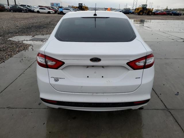 3FA6P0H7XFR238699 - 2015 FORD FUSION SE WHITE photo 6