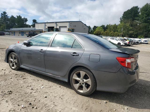4T1BK1FK3CU502043 - 2012 TOYOTA CAMRY SE ნაცრისფერი ფოტო 2
