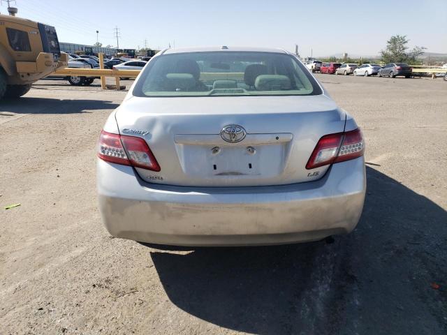 4T1BF3EK6BU760153 - 2011 TOYOTA CAMRY BASE SILVER photo 6