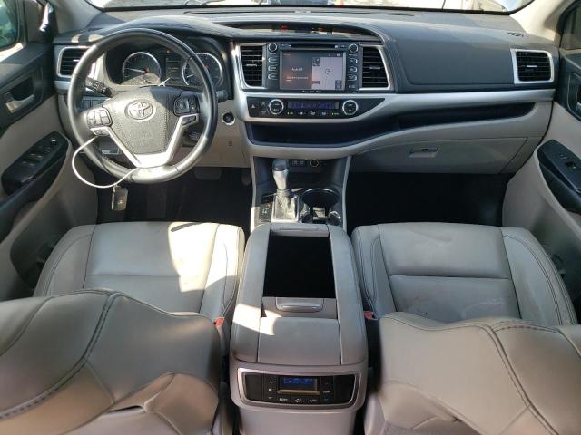 5TDKZRFH5JS528230 - 2018 TOYOTA HIGHLANDER SE ვერცხლისფერი ფოტო 8