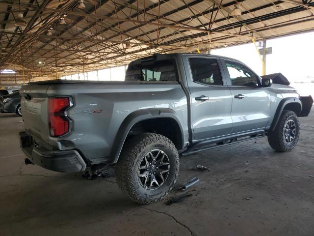 1GCPTFEK1P1212882 - 2023 CHEVROLET COLORADO ZR2 GRAY photo 3