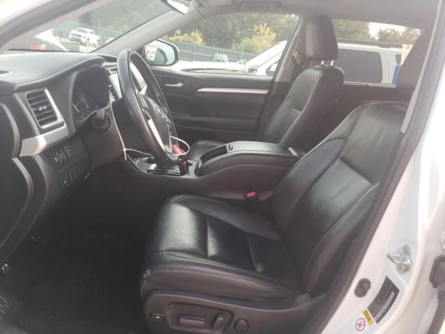 5TDKZRFHXKS553576 - 2019 TOYOTA HIGHLANDER SE WHITE photo 7