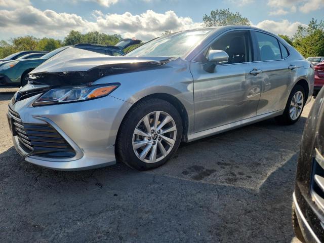 2022 TOYOTA CAMRY LE, 