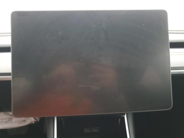 5YJ3E1EA6JF051012 - 2018 TESLA MODEL 3 白色 照片 9