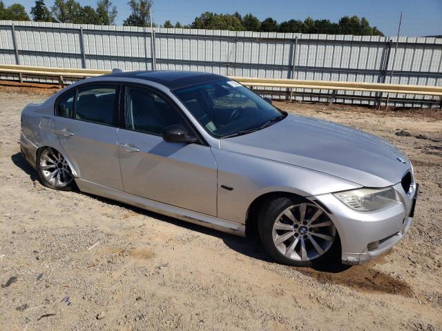 WBAPH7G53BNM55252 - 2011 BMW 328I I SILVER photo 4