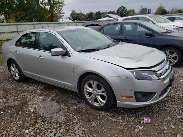 3FAHP0HA6CR381357 - 2012 FORD FUSION SE SILVER photo 4