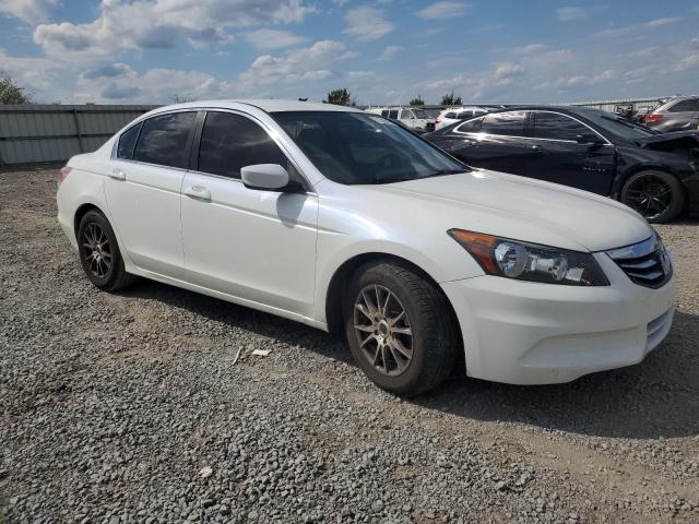 1HGCP2F40CA042943 - 2012 HONDA ACCORD LXP WHITE photo 4