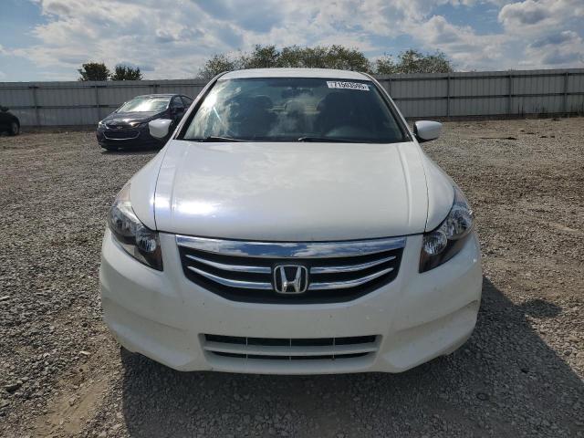 1HGCP2F40CA042943 - 2012 HONDA ACCORD LXP WHITE photo 5
