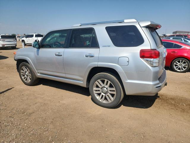 JTEBU5JR7B5051004 - 2011 TOYOTA 4RUNNER SR5 SILVER photo 2