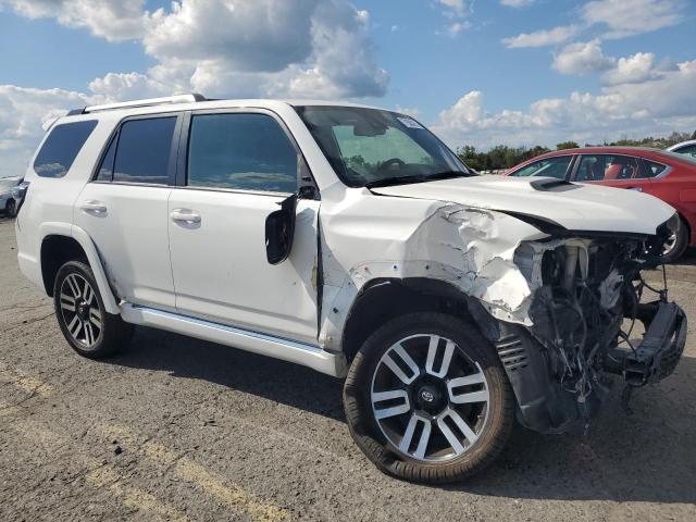 JTENU5JR2M5949543 - 2021 TOYOTA 4RUNNER SR5/SR5 PREMIUM WHITE photo 4