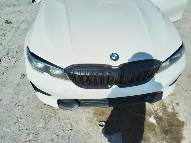 3MW5R1J0XL8B10755 - 2020 BMW 330I WHITE photo 11