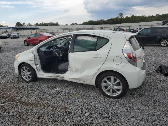 JTDKDTB37D1042140 - 2013 TOYOTA PRIUS C 白色 照片 2