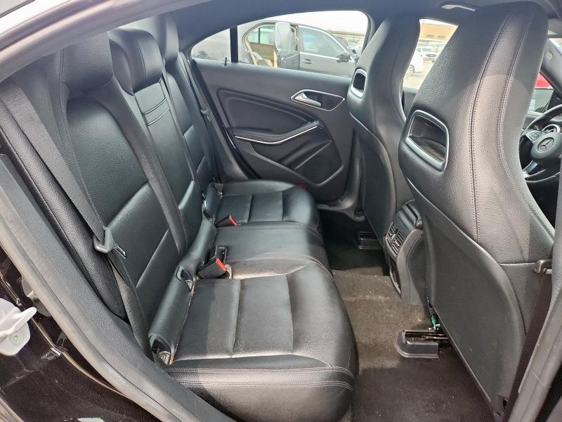 WDDSJ4EB7FN229932 - 2015 MERCEDES-BENZ CLA 250 BLACK photo 10