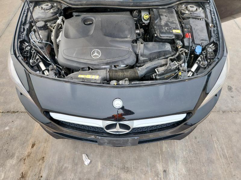 WDDSJ4EB7FN229932 - 2015 MERCEDES-BENZ CLA 250 BLACK photo 11