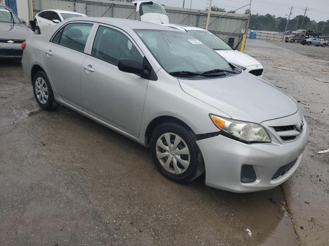 2T1BU4EE5DC942954 - 2013 TOYOTA COROLLA BASE Weiß Foto 4